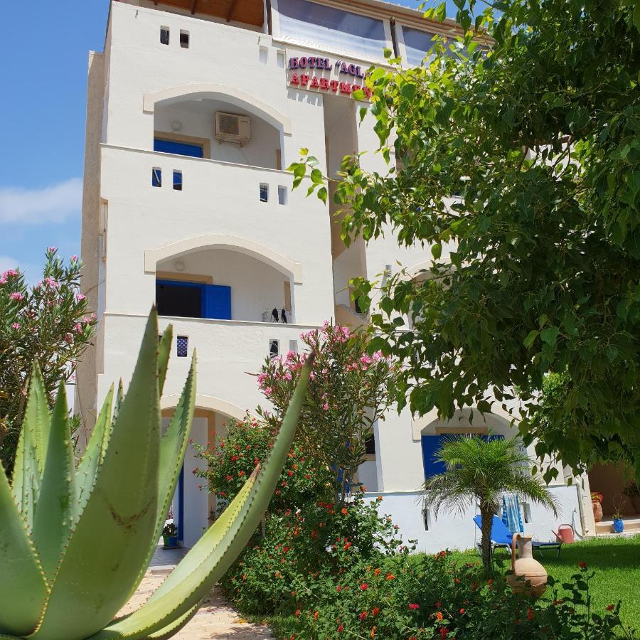 كالاماكي Hotel Aglaia المظهر الخارجي الصورة